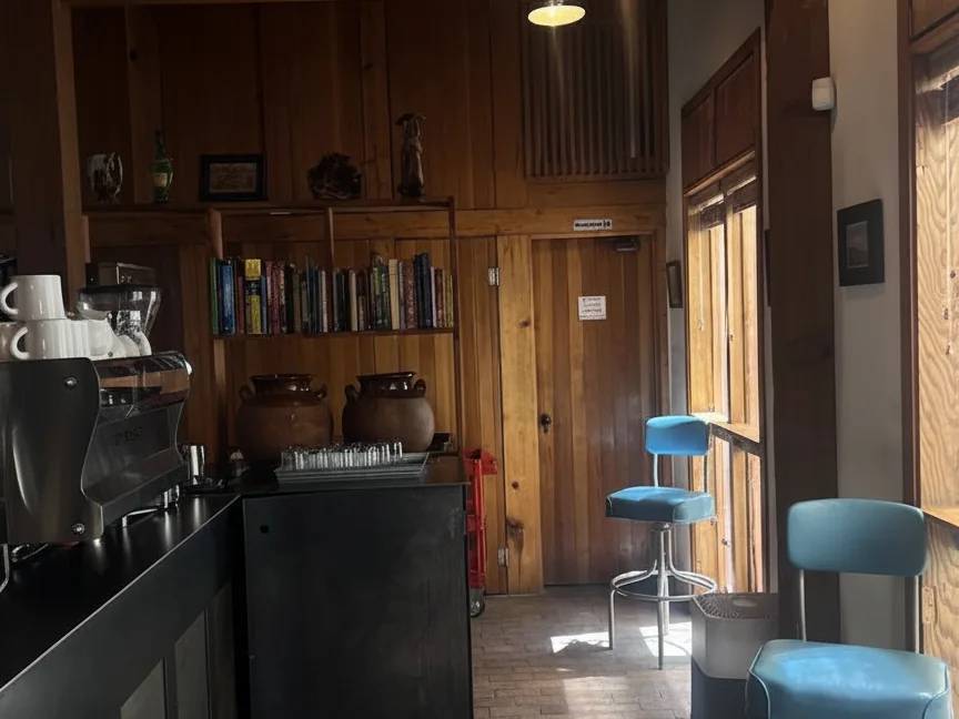 Bar Crisol Exo inside