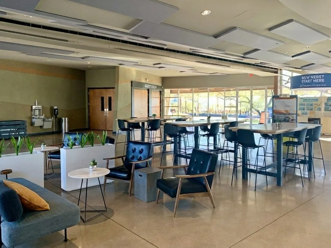 TRailhead Coffee Inside seating 2