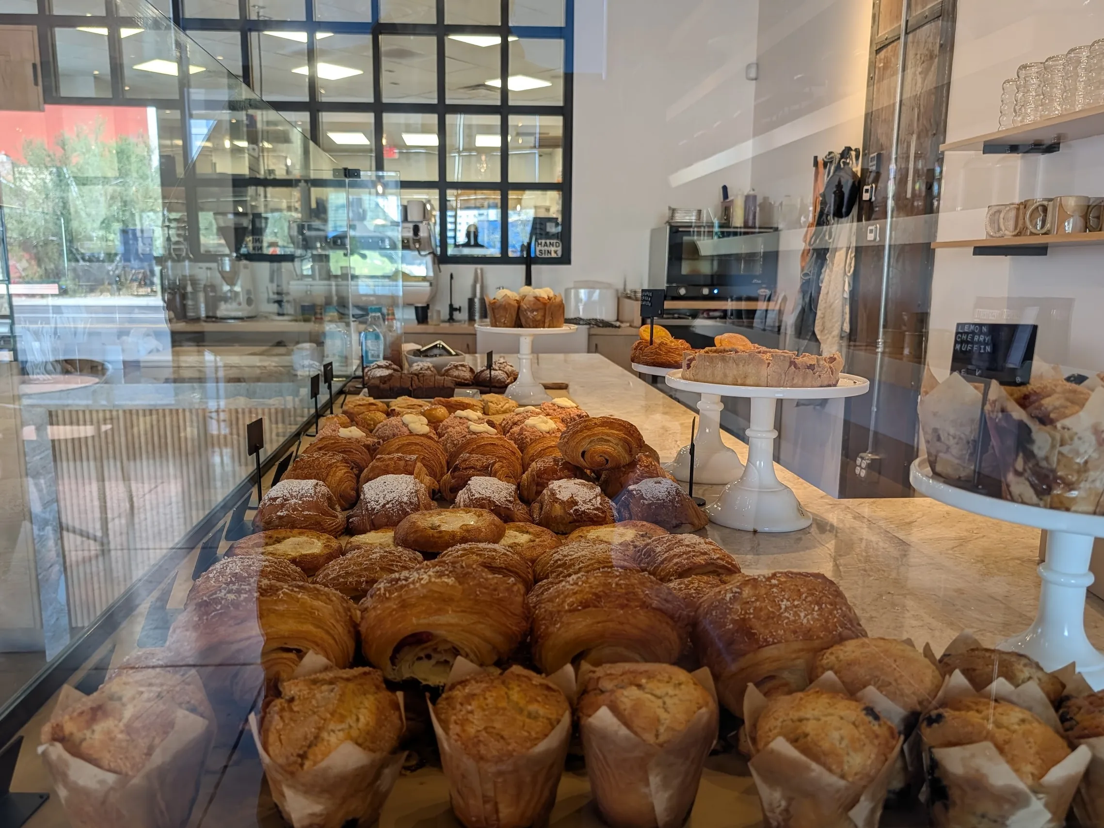 A Flourshop - Desserts side view