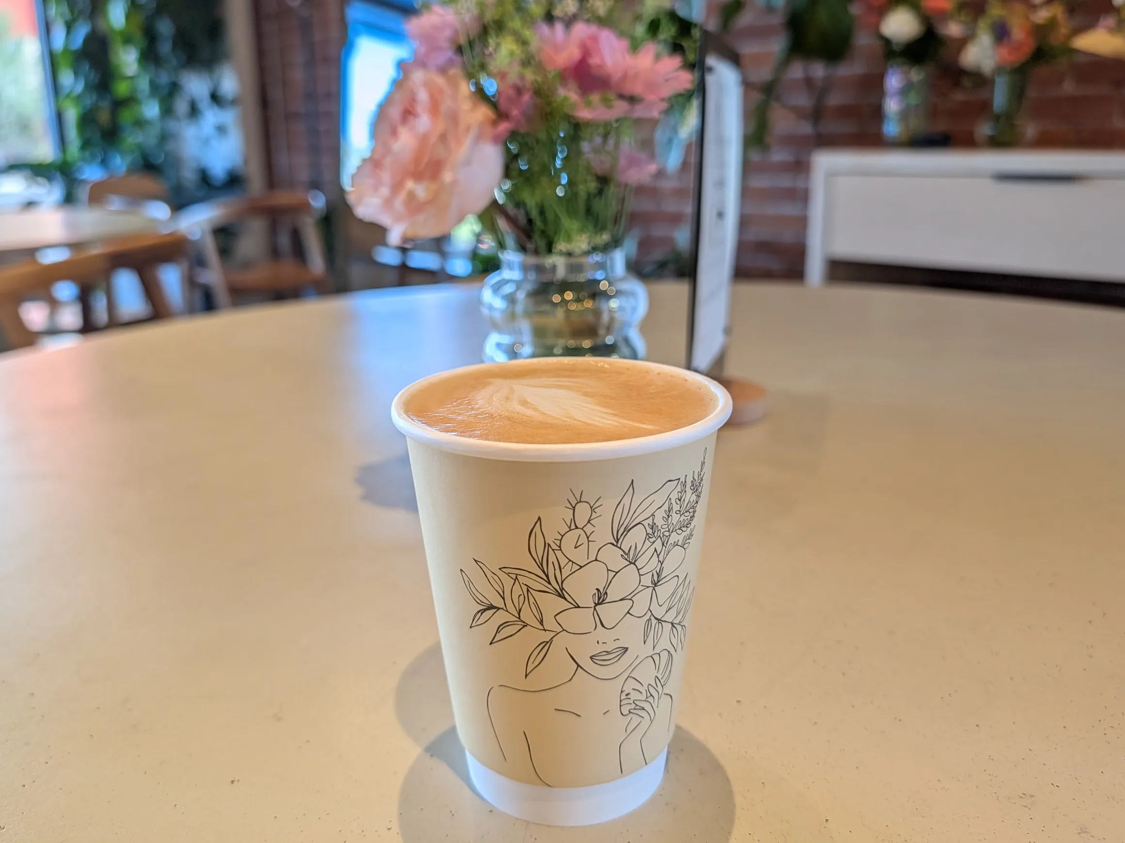 A Flourshop in Phoenix AZ, Images showing latte with latte art