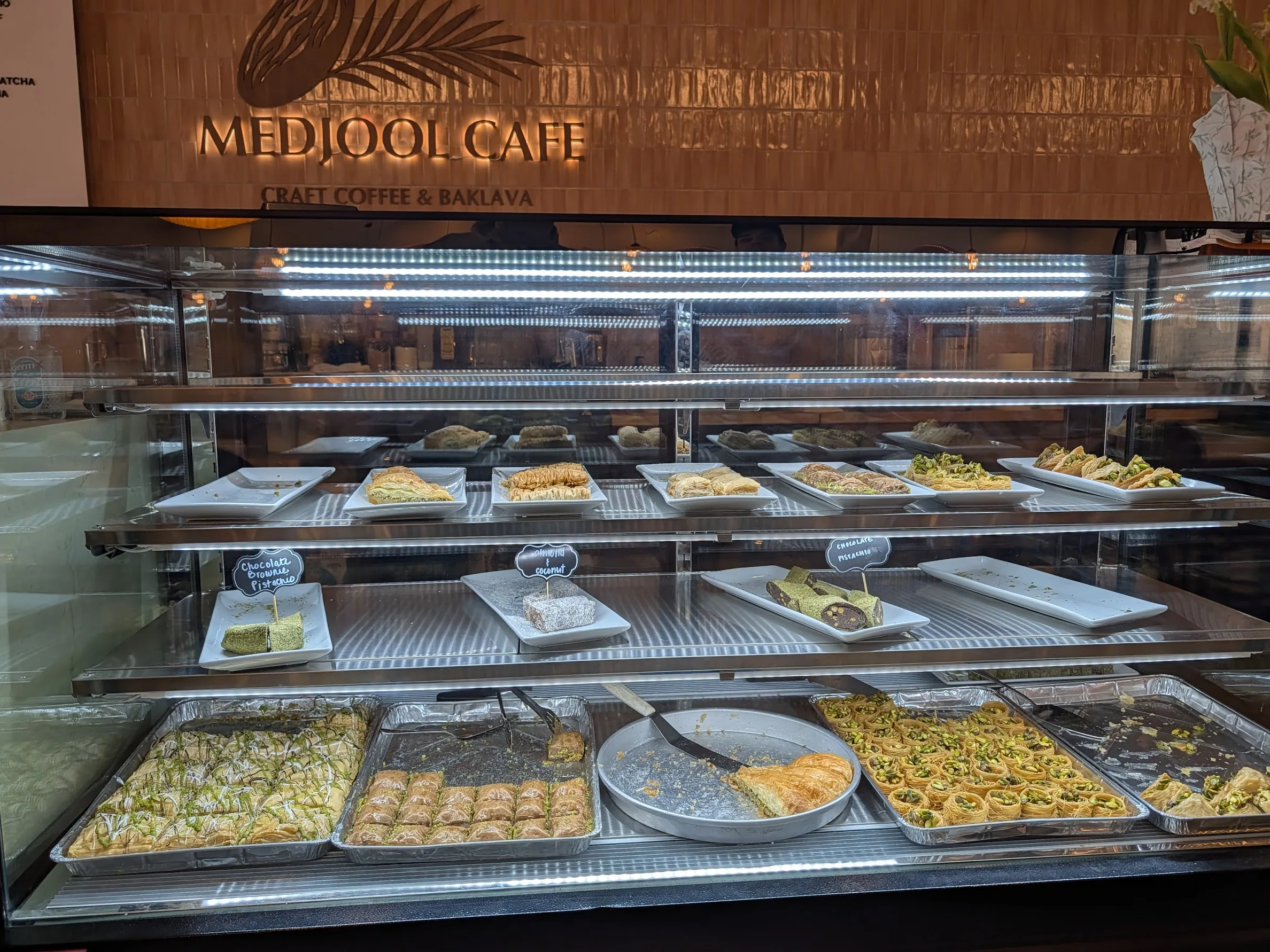 Medjool Cafe Dessert Bar