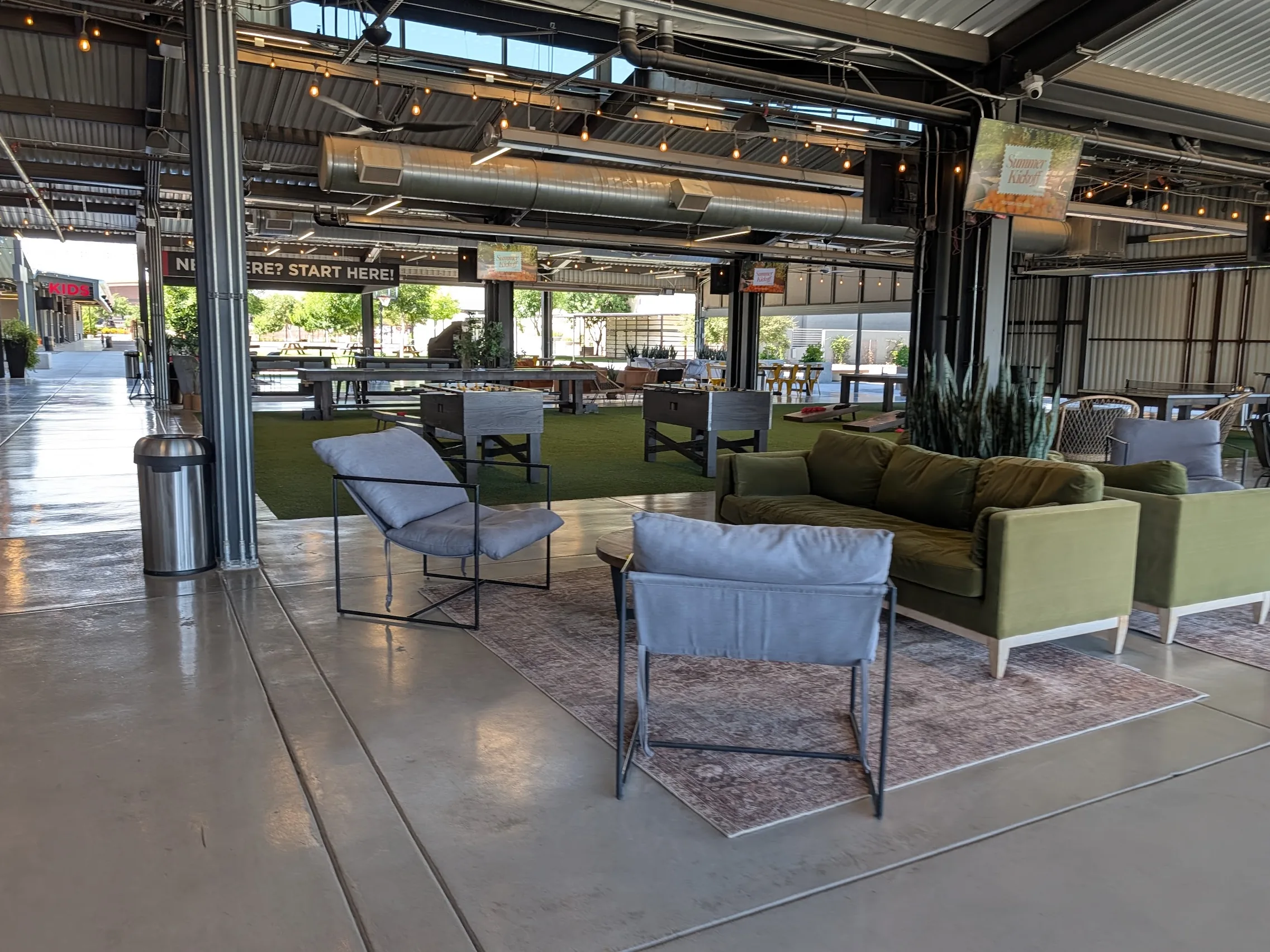 Rock Point Coffee Queen Creek Front Covered Area