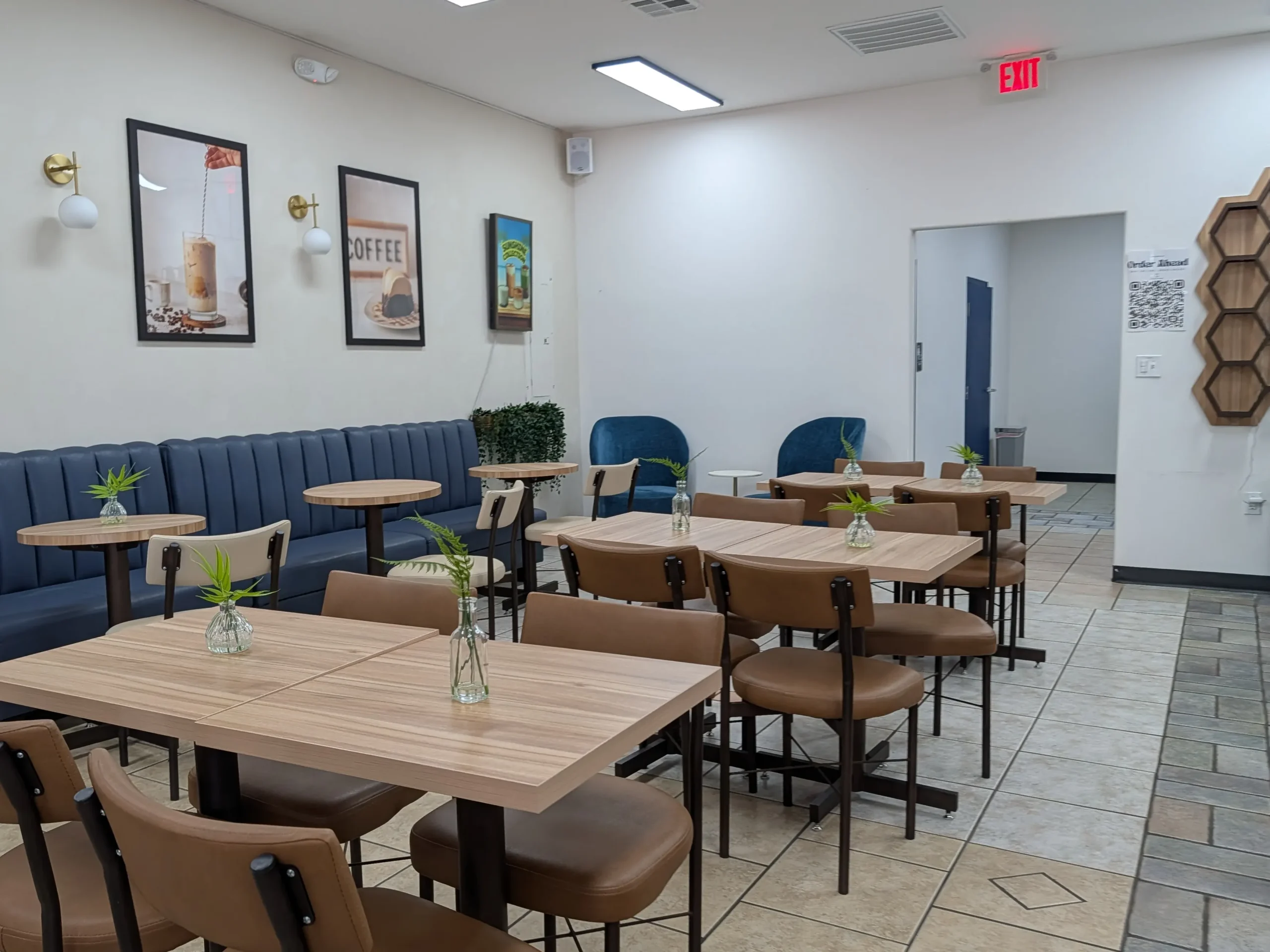 Azul Cafe Yuma Interior Looking Back