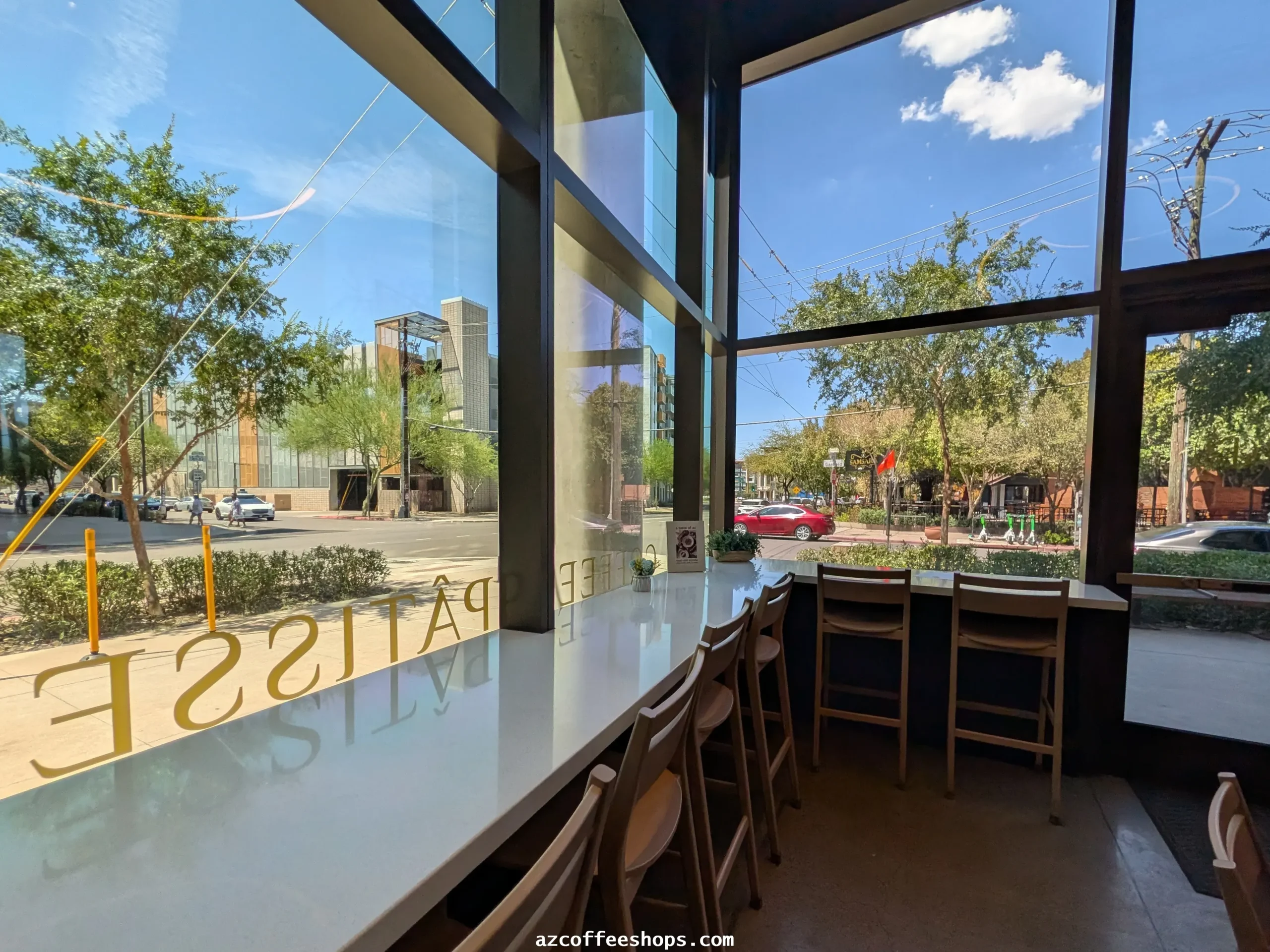 Pexixoto Phoenix beautiful view seating